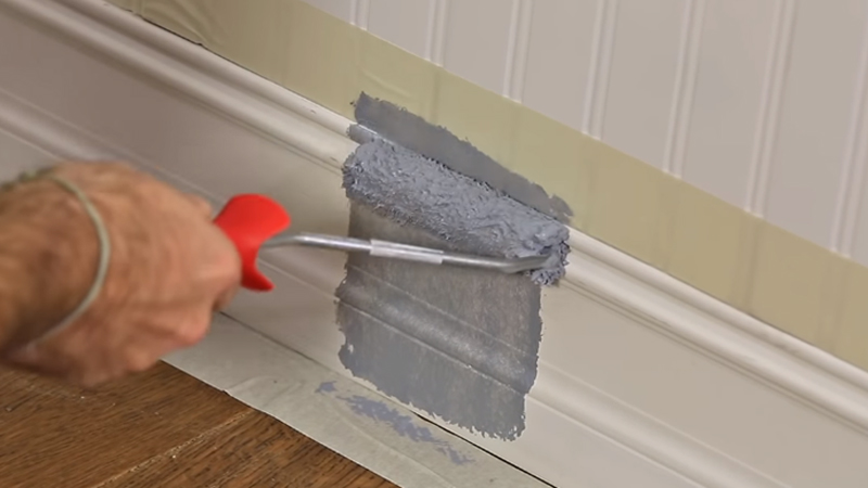 Окрашивание плинтуса из МДФ Окрашивание плинтуса из МДФ